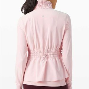 Lululemon Sights Seen Women’s Jacket size 6.